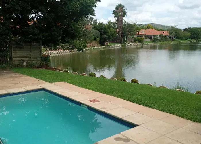Pecanwood Estate Cosy Home 3 Bedrooms With Pool