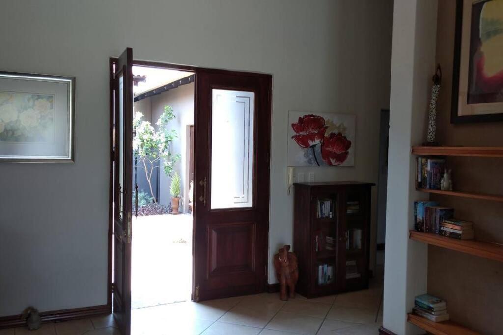 Pecanwood Estate Cosy 3 Bedrooms With Pool Casa de Férias Hartbeespoort